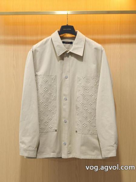 超おしゃれ 即完売 存在感がある通販 ブランドコートLOUIS VUITTON 0 
