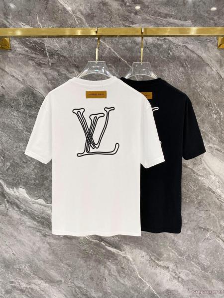 最安に挑戦 新作限定上品な 大特価品半袖TシャツLOUIS VUITTONコピー 通販 0