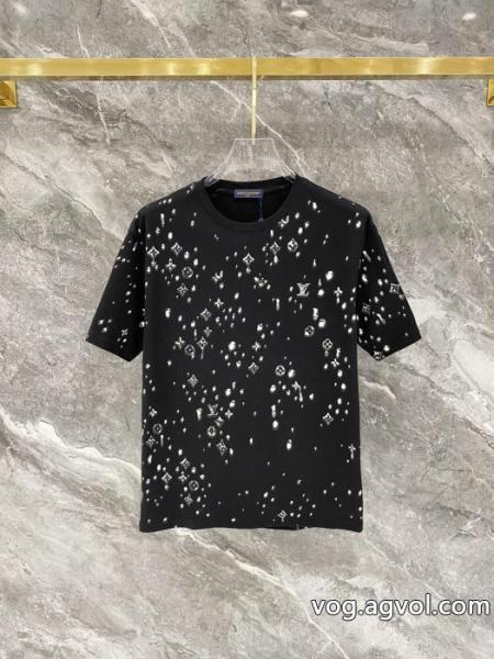 LOUIS VUITTONユニセックススタイル 海外直送 品質保証半袖Tシャツコピー ブランド 優良 0