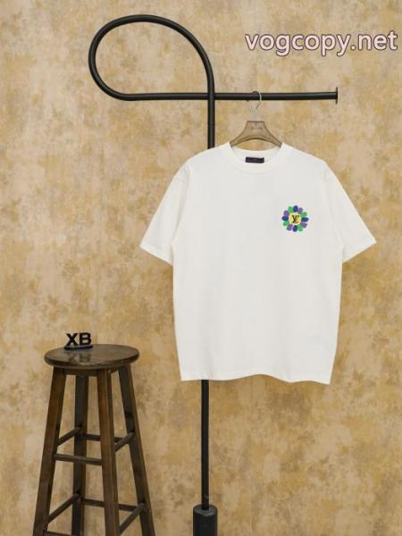 ブランド コピー 販売LOUIS VUITTON上品さ漂う 2026夏の定番新品到来! 海外限定!半袖Tシャツ 5 