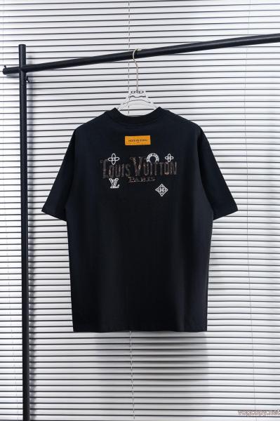 激安通販限定商品 デザイン性の高い 日本限定モデルブランド 偽物 通販半袖TシャツLOUIS VUITTON 0 