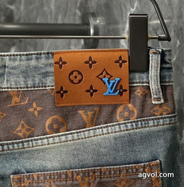 新価格で登場! 新作限定華やかキュート 品質保証2026ジーンズブランド コピー s 級LOUIS VUITTON 2