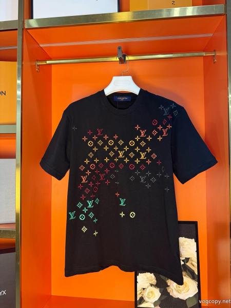 LOUIS VUITTON新作限定　人気沸騰中 格安SALE リラックススタイルが実現ブランド 通販半袖Tシャツ 0 