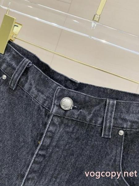 ジーンズブランド コピールイ ヴィトン春季超人気アイテム 高評価の人気品 独特の存在感. 2