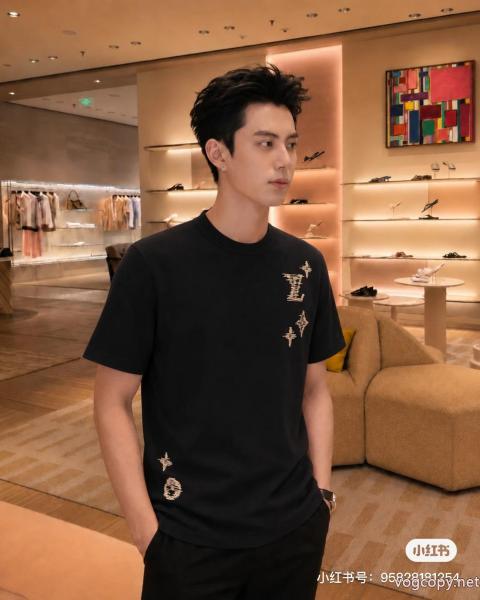 センスがいい 人気限定品 個性派 半袖Tシャツブランド アクセサリー 激安LOUIS VUITTON 0 