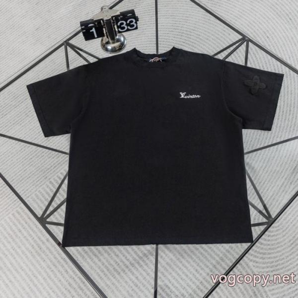 偽物 ブランド品質保証高品質 無機質さが魅力 先取り半袖TシャツLOUIS VUITTON 5