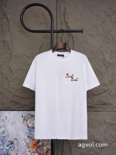 人気の商品 格好良い 圧倒的人気アイテム半袖Tシャツブランド 偽物 激安 通販LOUIS VUITTON 4