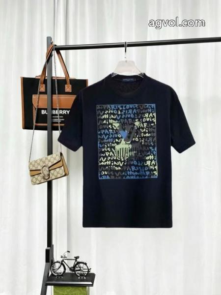 VIPセールで奇跡 圧倒的な高級感 機能性が高いスーパー コピー半袖TシャツLOUIS VUITTON 4
