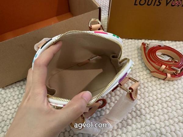 LOUIS VUITTONコピー 商品 販売大人気ブランド 大人気可愛い 新作限定上品なバッグ 4