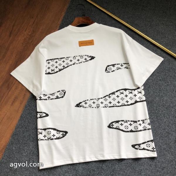 コピー ブランド 通販 安心極美品 ムダな装飾を排したデザイン 話題の新作LOUIS VUITTON半袖Tシャツ 3