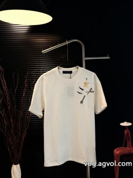 LOUIS VUITTON半袖Tシャツ上品保証 とってもお洒落 人気定番得価スーパー コピー ブランド 0