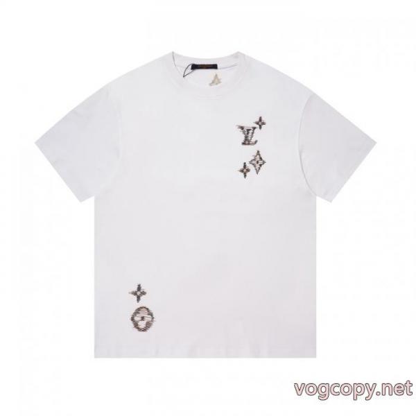新作アイテム 海外セレブ定番愛用 王道コンビLOUIS VUITTONコピー ブランド 販売半袖Tシャツ 5