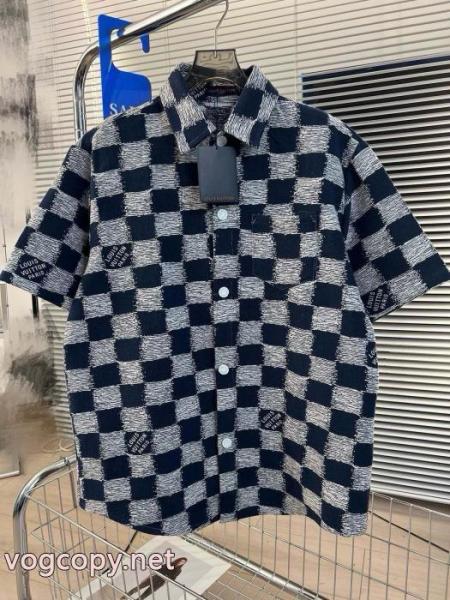 半袖シャツLOUIS VUITTONコピー 品 販売超人気美品 人気注目のアイテム セールで破格 2
