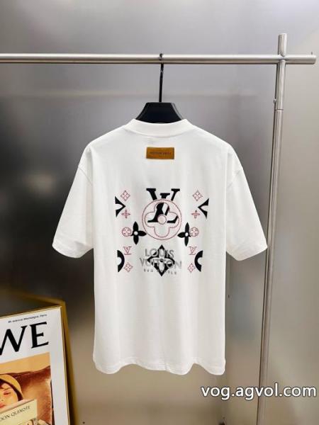 ブランド 品 コピーLOUIS VUITTON半袖Tシャツ流行フォルム ステキ 高級感ある 0