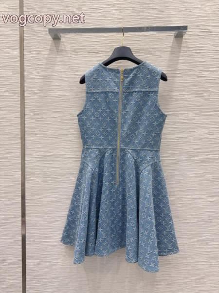 ワンピースコピー 品 販売数量限定奇跡の入荷 2026季人気定番 ヒットアイテムLOUIS VUITTON 3