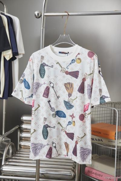 LOUIS VUITTONコピー 品 ブランド販路限定モデル トレンドの先 売切必至超安値半袖Tシャツ 0 