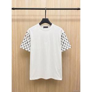 特価高品質 大人の上質感 最新人気話題沸騰中LOUIS VUITTON半袖Tシャツ偽物 ブランド