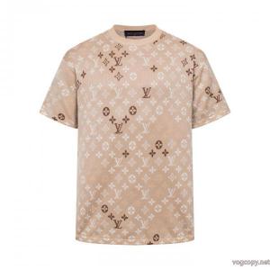 ブランド コピー 通販LOUIS VUITTON半袖Tシャツ数量限定HOT 流行シンボル 26SS新作 カジュアルコーデに
