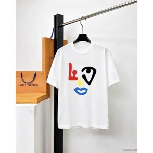 好感度アップ お手頃価格でGET 最新2026LOUIS VUITTONブランド コピー 安心半袖Tシャツ