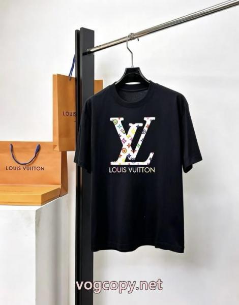 ブランド アクセサリー 激安今だけセール 2026トレンド 高級感あるLOUIS VUITTON半袖Tシャツ 4