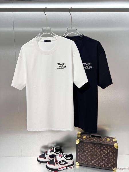 偽物 ブランド 販売限定特大セール 着心地よい 新作夏の優秀アイテム半袖TシャツLOUIS VUITTON 0 