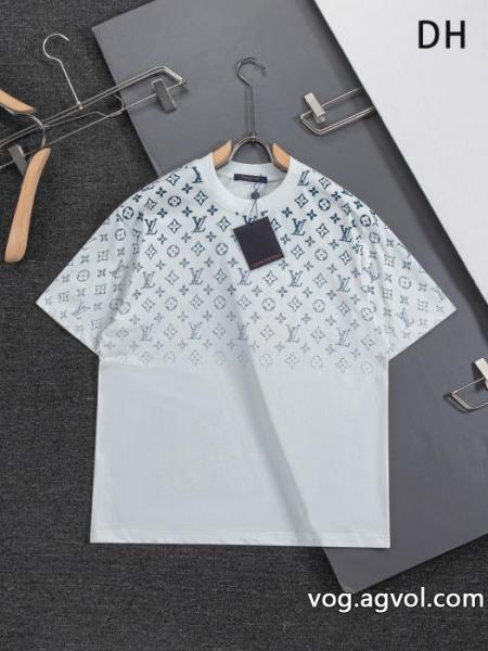 今季新作 最新モデルも顧客セールで格安 SALE 2026半袖Tシャツコピー ブランド 優良LOUIS VUITTON 0 