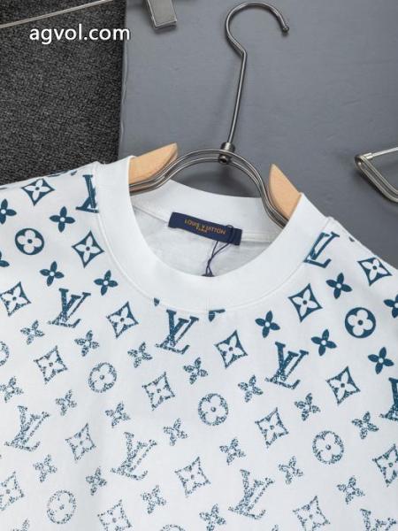 今季新作 最新モデルも顧客セールで格安 SALE 2026半袖Tシャツコピー ブランド 優良LOUIS VUITTON 5 
