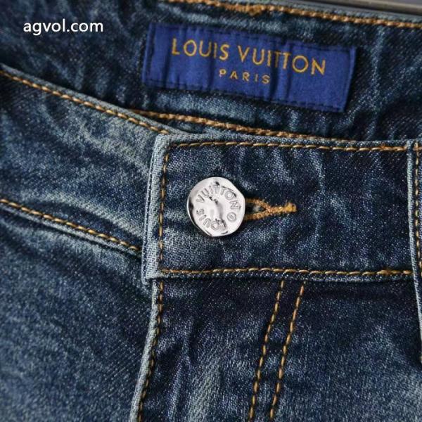 ブランド フェイクLOUIS VUITTONジーンズ人気復活  有名人愛用 トレンド感溢れた 5 