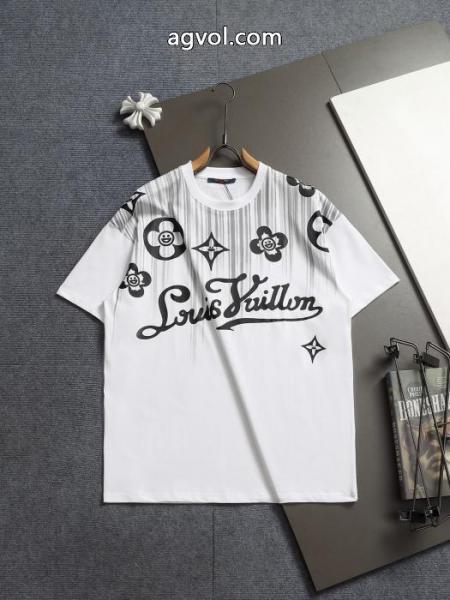 コピー 品 ブランドLOUIS VUITTON2026年新作再入荷 圧倒的人気アイテム 26AWの最新アイテム半袖Tシャツ 1