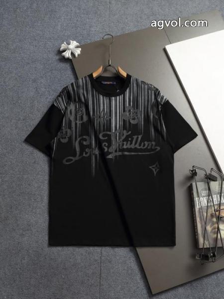コピー 品 ブランドLOUIS VUITTON2026年新作再入荷 圧倒的人気アイテム 26AWの最新アイテム半袖Tシャツ 2