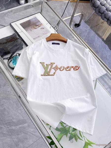 コピー 品 ブランドLOUIS VUITTON目玉商品 大好評 再入荷が嬉しい半袖Tシャツ 0