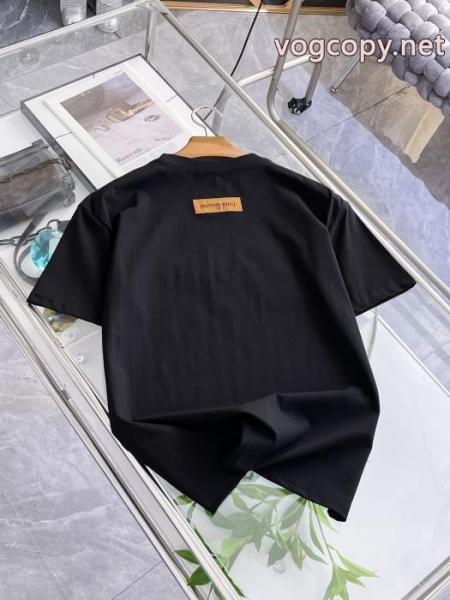 コピー 品 ブランドLOUIS VUITTON目玉商品 大好評 再入荷が嬉しい半袖Tシャツ 2