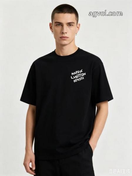 コピー ブランド 通販半袖TシャツLOUIS VUITTON衝撃セールで破格 新品買い付け 爽快感が絶妙にマッチ 5