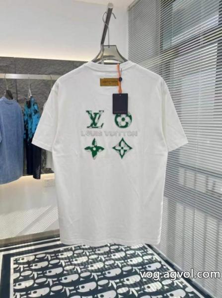 一番人気 新作日本未入荷 お洒落自在スーパー コピー 通販LOUIS VUITTON半袖Tシャツ 0