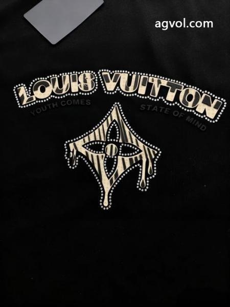 LOUIS VUITTONスーパー コピー著名人愛用 大人買い必須なこの2026 新作数量限定セール半袖Tシャツ 3