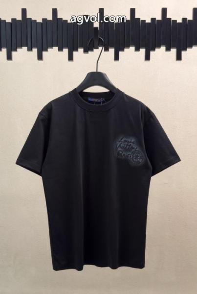 激安 ブランド数量限定販売 激安通販限定商品 今年の2026は最安値半袖TシャツLOUIS VUITTON 3
