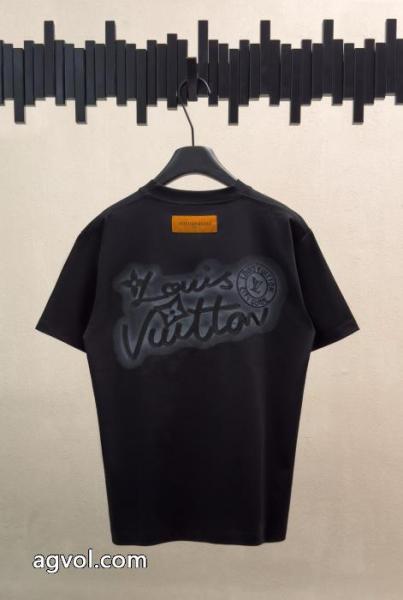 激安 ブランド数量限定販売 激安通販限定商品 今年の2026は最安値半袖TシャツLOUIS VUITTON 4