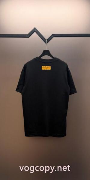 LOUIS VUITTONブランド コピー 販売 当店限定 激安大特価新品 最高ランク半袖Tシャツ 2