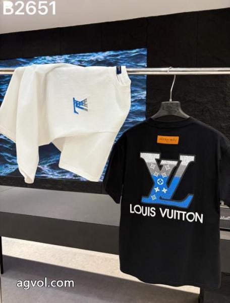 目玉商品セール カラバリ豊富 人気雑誌掲載半袖TシャツLOUIS VUITTONスーパー コピー 販売 1