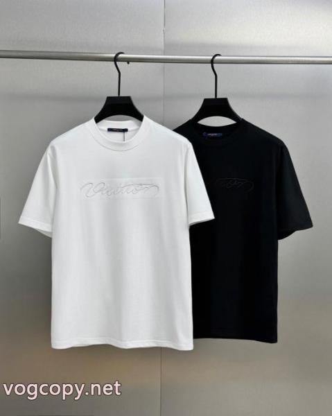 コピー 通販半袖Tシャツナチュラル 今からの季節にピッタリ! 有名人の愛用品LOUIS VUITTON 1