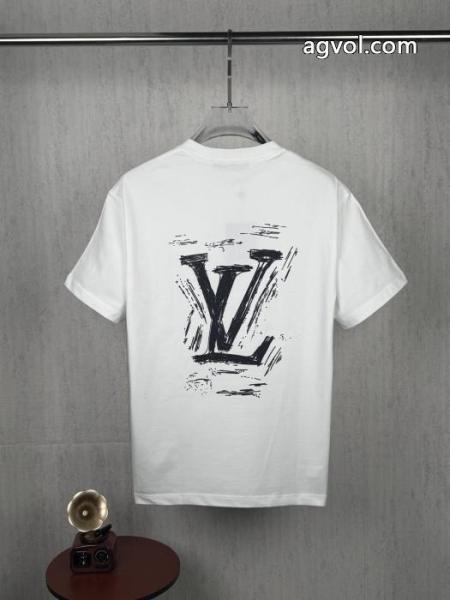 新品保証 海外限定モデル 高レビューアイテムLOUIS VUITTON半袖Tシャツコピー ブランド 通販 1