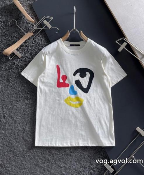 ブランド フェイク半袖TシャツLOUIS VUITTON流行り デザイン性の高い 2026季超人気 0