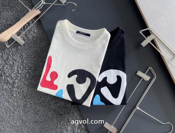 ブランド フェイク半袖TシャツLOUIS VUITTON流行り デザイン性の高い 2026季超人気 5