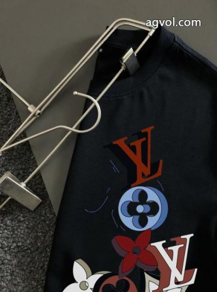 大人気希少! 爆発的な人気 大人感漂う2026新作ブランド 偽物 激安LOUIS VUITTON半袖Tシャツ 5