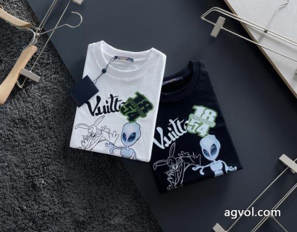 最終数量限り! 新品本物 気に入った商品スーパー コピー ブランド半袖TシャツLOUIS VUITTON 1