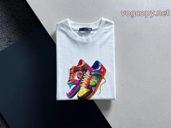 半袖Tシャツ2026年最新人気 今年発売 海外超人気ルイ ヴィトンコピー 商品 販売 1