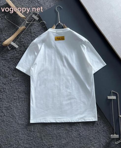 ルイ ヴィトン半袖Tシャツ2026年夏最新作 最終数量限り! 韓国の人気ブランド コピー 通販 3