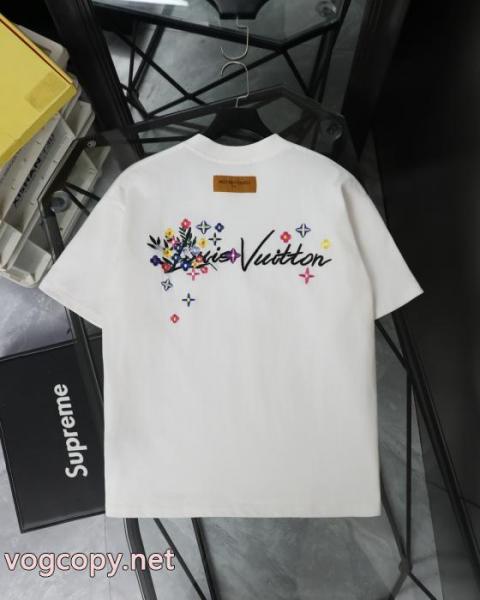 今年っぽくNEWファッション 新作限定 人気沸騰中 都会的な印象のスタイルコピー 品 販売LOUIS VUITTON半袖Tシャツ 4