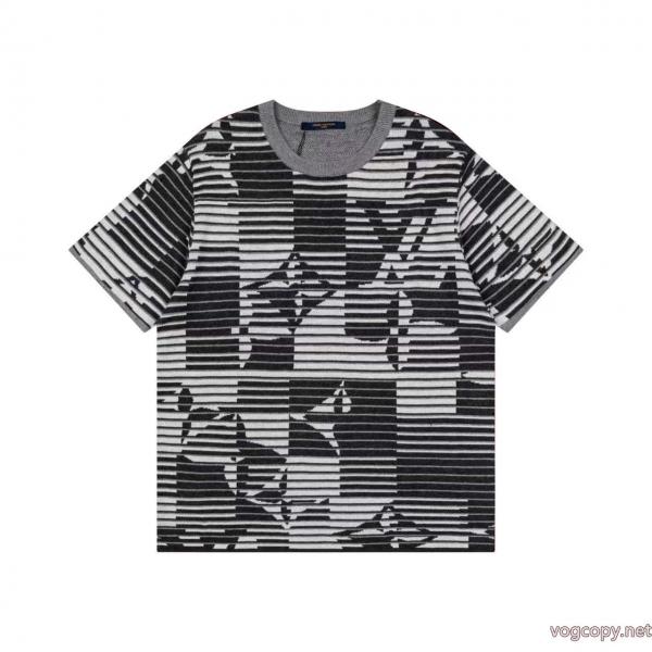 ブランド スーパー コピー 舗今季買い逃した人必見! 注目夏新作 新商品LOUIS VUITTON半袖Tシャツ 0