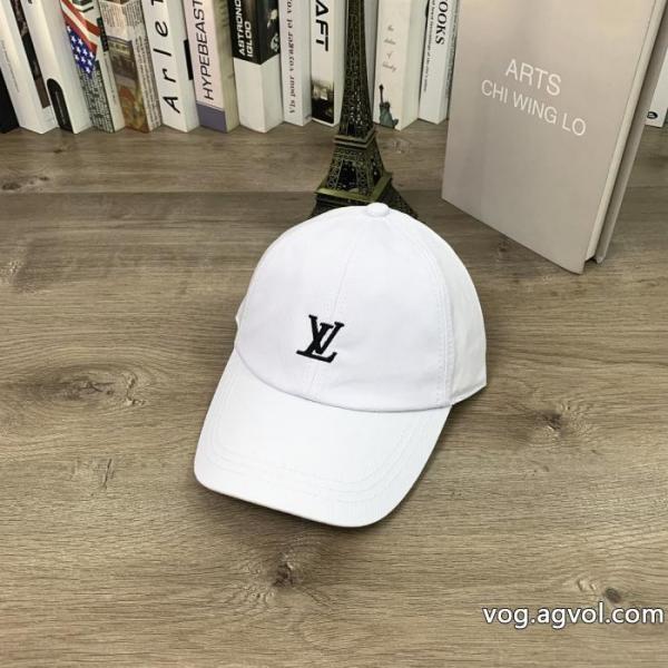 ブランド コピー ショップLOUIS VUITTON完売確実 カラーリング素敵な 即完売帽子 0